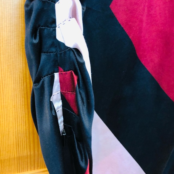 Kennth Cole sleeveless blouse - Picture 4 of 4